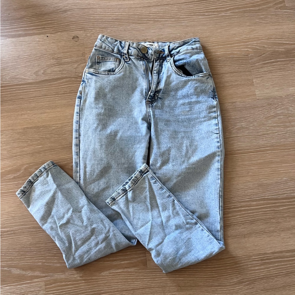 Cotton on light wash straight leg stretch jeans